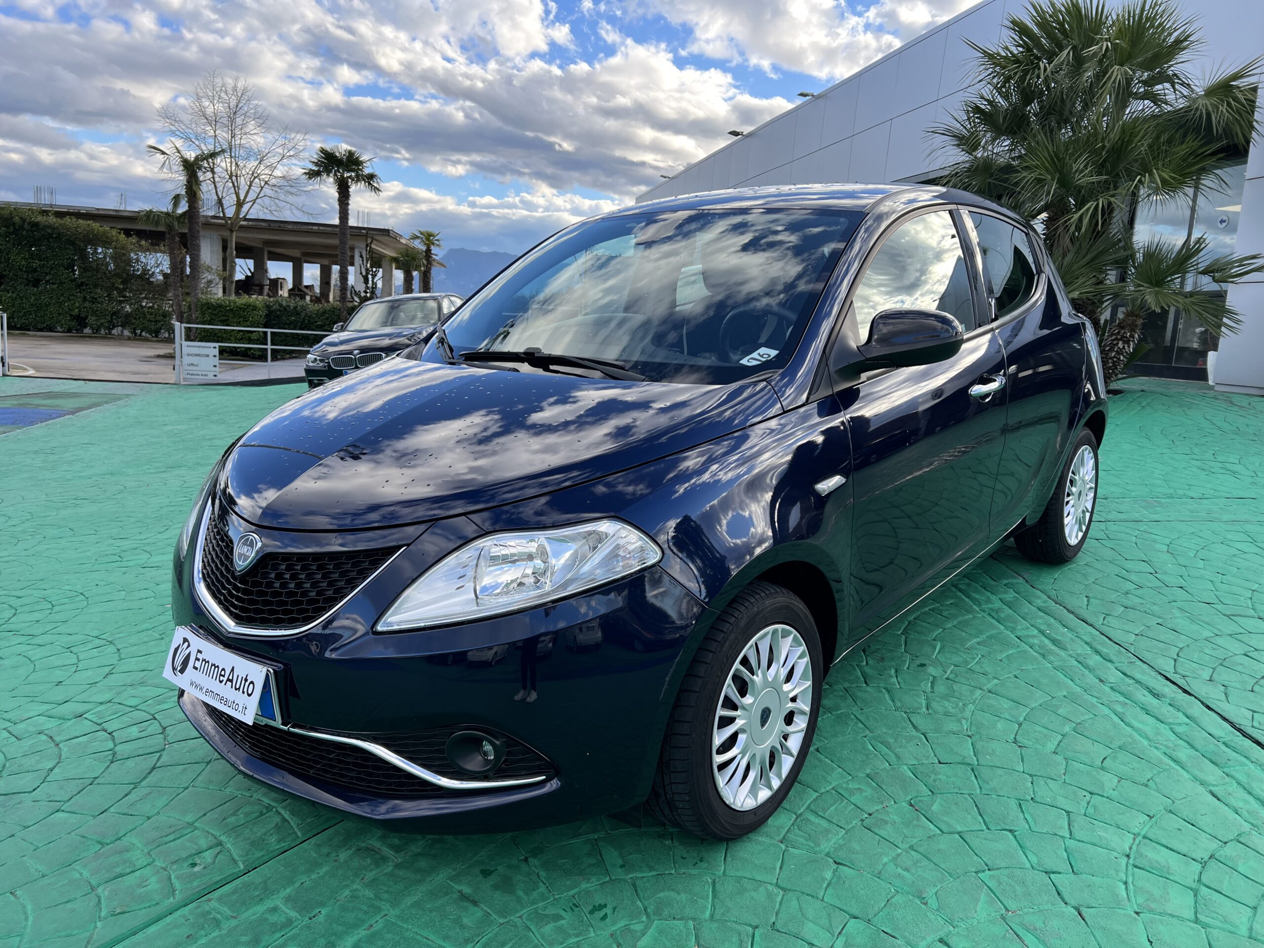 Lancia Ypsilon 1.2 Gold - Nuova Megauto srl